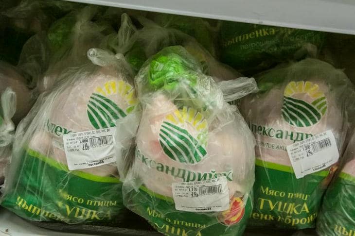 Prečo si kurča rozoberať sami: čo sa skrýva pod plastovým obalom